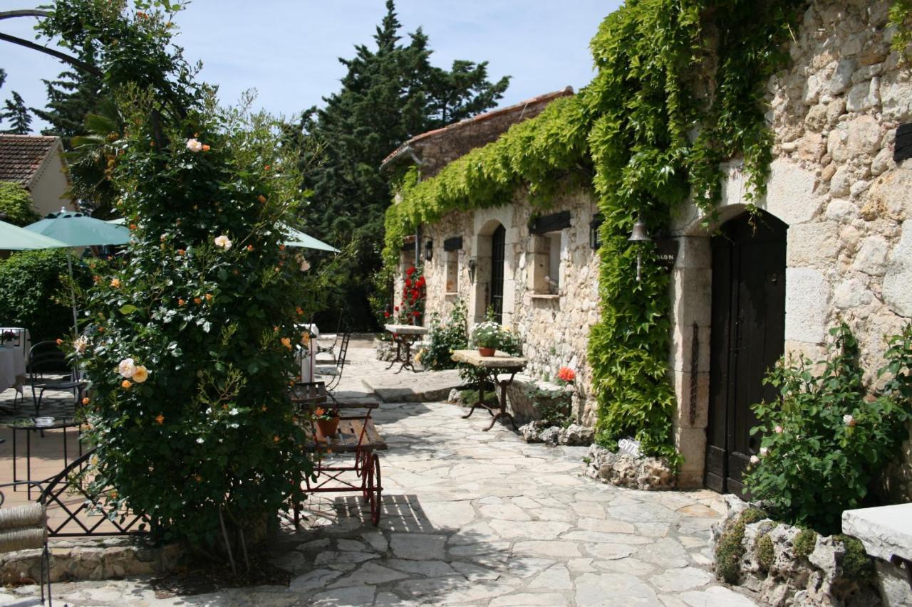Hotel-Restaurant Le Moulin De La Camandoule Fayence Dış mekan fotoğraf