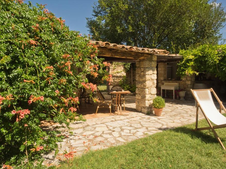 Hotel-Restaurant Le Moulin De La Camandoule Fayence Dış mekan fotoğraf