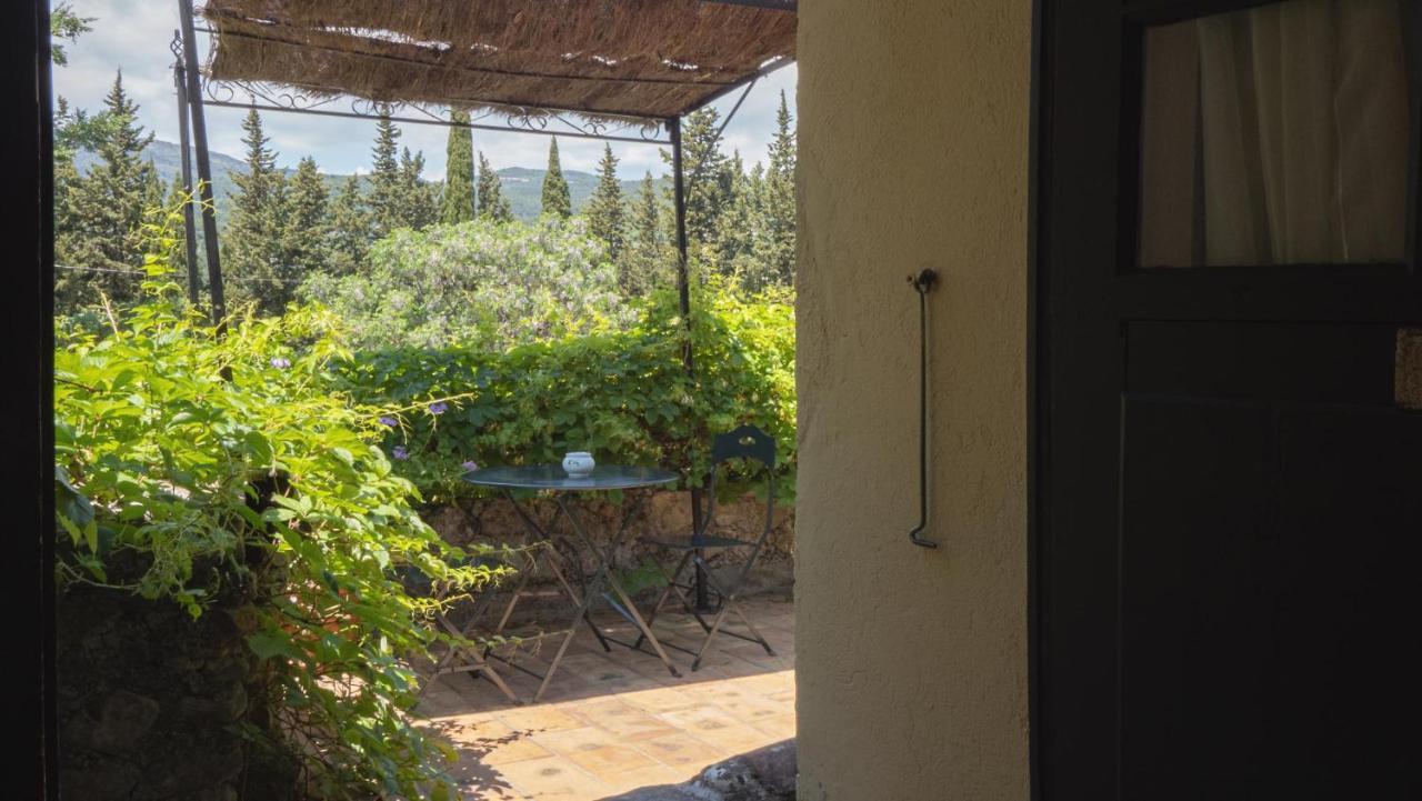 Hotel-Restaurant Le Moulin De La Camandoule Fayence Dış mekan fotoğraf