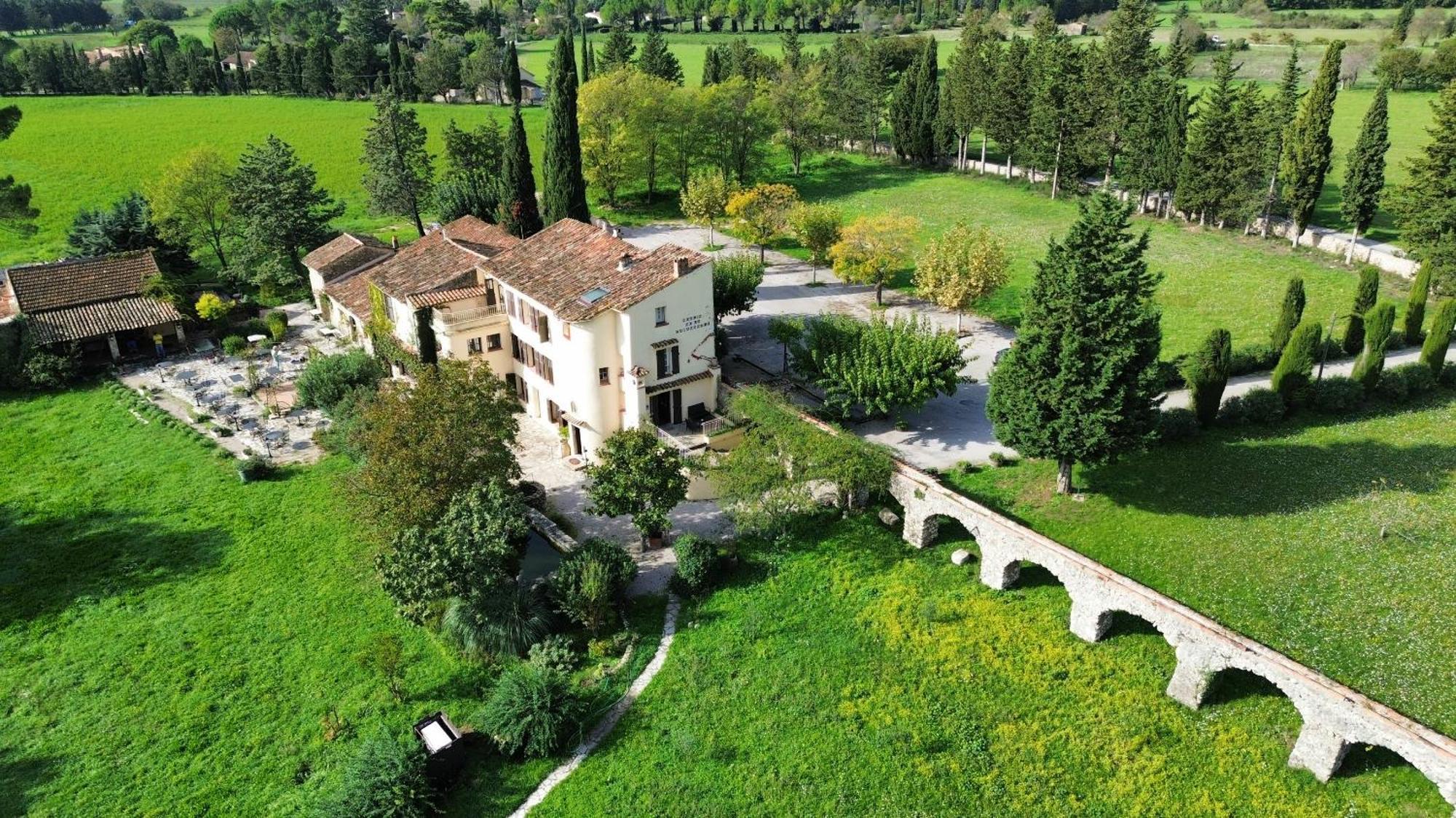 Hotel-Restaurant Le Moulin De La Camandoule Fayence Dış mekan fotoğraf