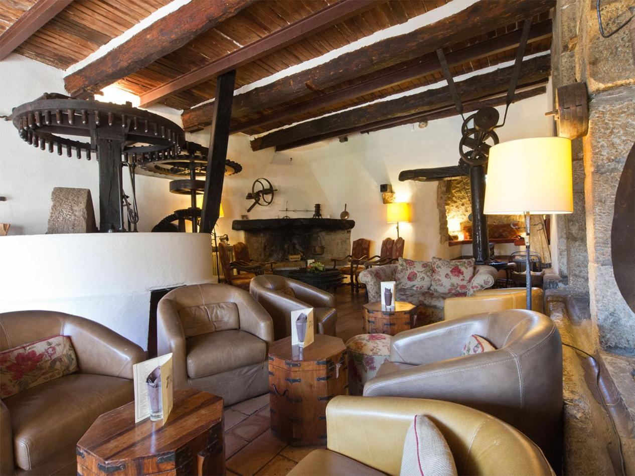 Hotel-Restaurant Le Moulin De La Camandoule Fayence Dış mekan fotoğraf
